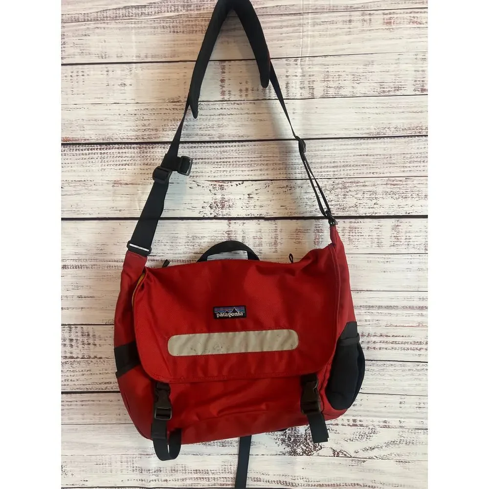patagonia sling bag red Janky Gear in boots or catching the bus Patagonia Atom Sling Bag 8L